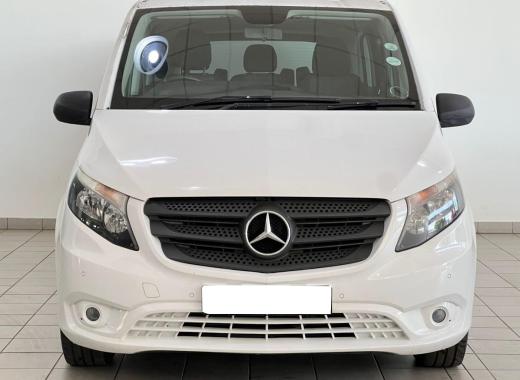 Mercedes-Benz Vito or Smiliar