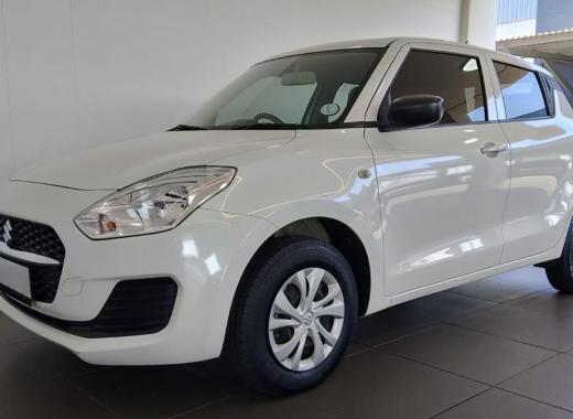 Suzuki Swift or Smiliar