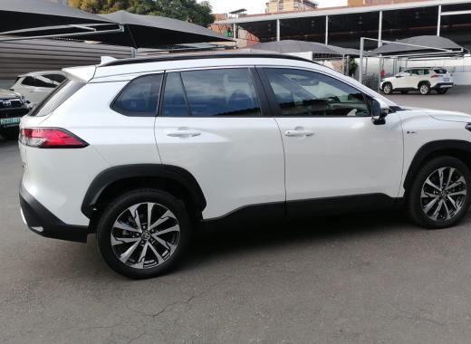 Toyota Corolla Cross Hy or Smiliar