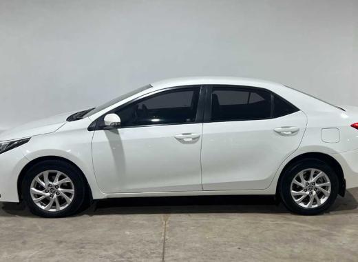 Toyota Corolla Quest or Smiliar