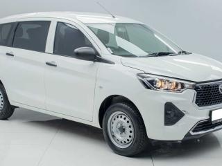 Toyota Rumion or Smiliar