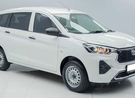 Toyota Rumion or Smiliar
