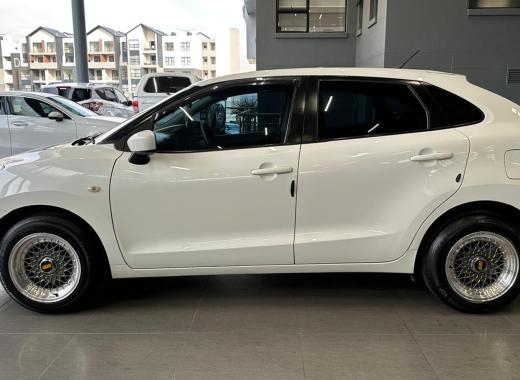 Toyota Starlet or Smiliar