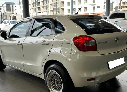 Toyota Starlet or Smiliar